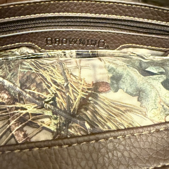 Browning Concealed Carry Purse Brown Leather 14” X 15” X 6” Camo Inside NWT - Picture 9 of 13